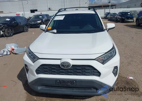 2020 Toyota Rav4 Xle из США, поврежденный, VIN 2T3W1RFV7LW070884